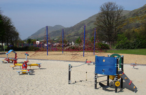 Johnstone play park, Alva